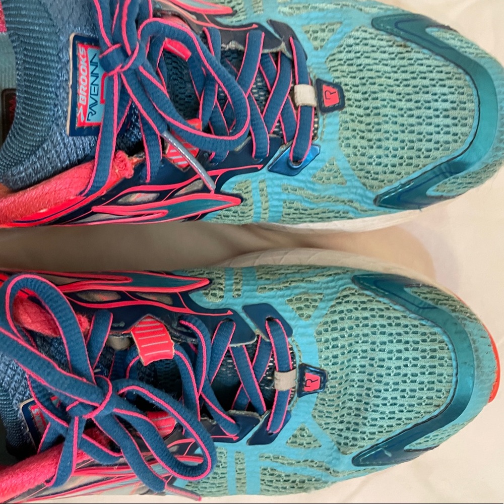 Brooks Ravenna 6 women’s running shoes